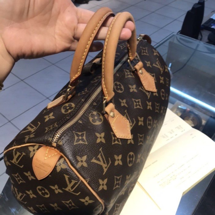 Louis Vuitton, Bags, Louis Vuitton Monogram Speedy 35 With Twillys Crossbody  Strap 997