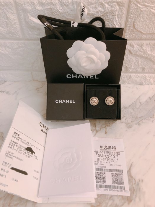 （🔕他團已售）大全配有發票✨專櫃正品Chanel 雙C logo水鑽珍珠耳環