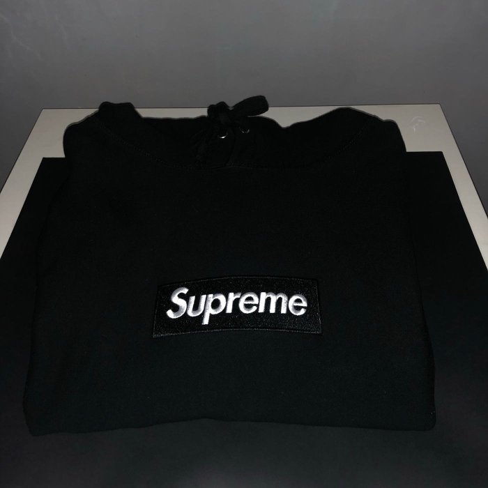 Supreme Box logo fw16 hoodie black M 九成以上新經典商品| Yahoo奇摩拍賣