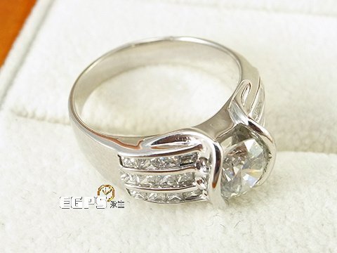 【永久流當品】《EGPS》鑽戒 白K金 鑽石戒指 女戒 華麗美鑽 主石重1.01CT CF4939