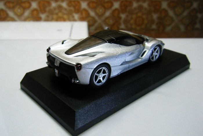 KV卡站 法拉利 Ferrari LaFerrari 金屬車1:64 F70