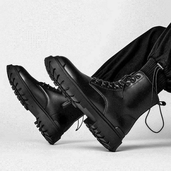 【現貨】馬丁鞋秋季馬丁靴黑色高幫潮鞋英倫風機車工裝皮靴增高中幫皮鞋加絨棉鞋