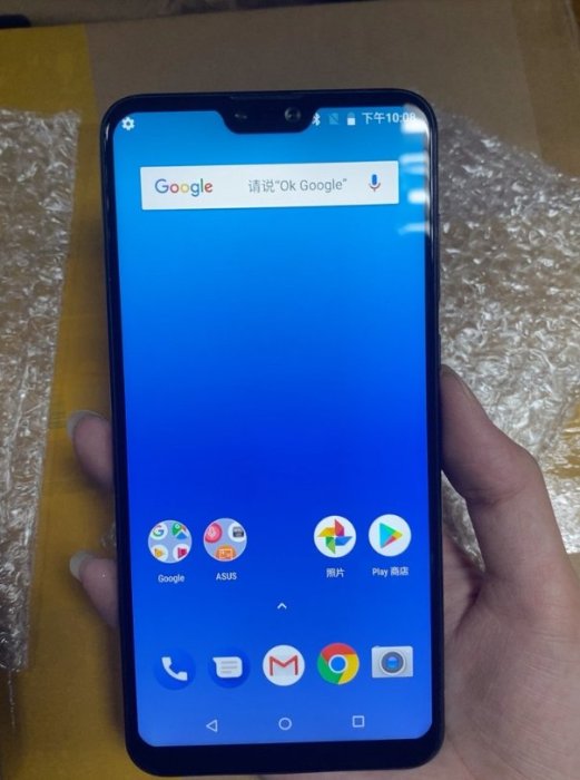 華碩zenfone max pro M2 ASUS X01BDA手機6+64GB 電池5000毫安劉海屏95