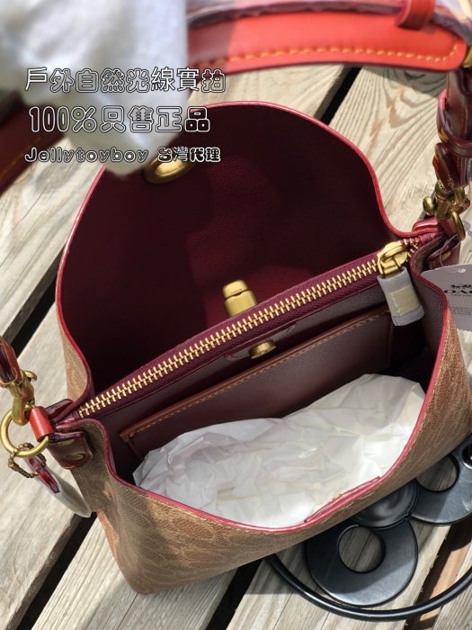 台灣現貨 Coach 全新正品 C3890 經典老花帆布 WILLOW 三夾層HOBO包 平價版LV水桶包