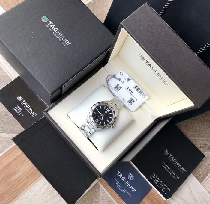 TAG HEUER Formula 1 黑色面錶盤 銀色不鏽鋼錶帶 石英 男士手錶 WAZ1112.BA0875 豪雅 F1