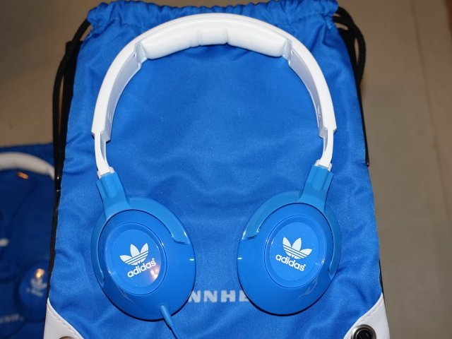 SENNHEISER HD220 Originals adidas聯名款耳罩式耳機| Yahoo奇摩拍賣