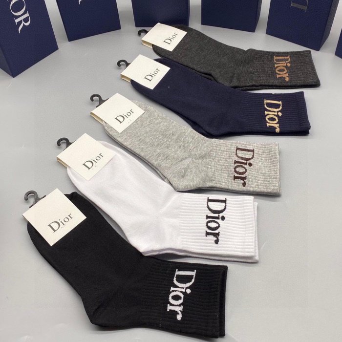 【Lydia代購】Dior迪奧 新款中筒襪 男女款 一盒五雙