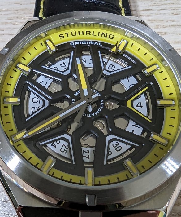 Stuhrling Original Gio 379 瑞士製機芯44mm 9成新 免運費(類Zenith DEFY)