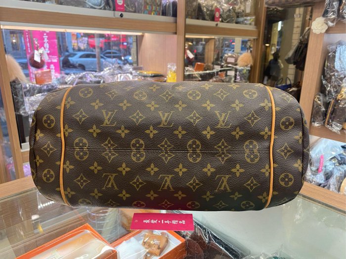 ☆最愛二手精品☆ LV LOUIS VUITTON 字紋老花雙口袋天心包肩背包托特包 M56690 C3542 Totally GM