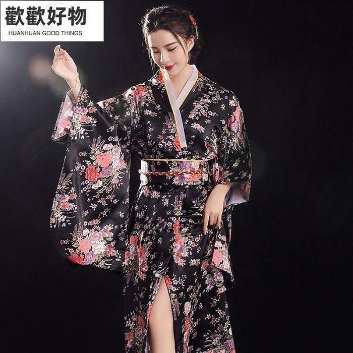 日式和服 睡衣女士綢緞大尺碼睡袍浴袍家居服~歡歡好物~