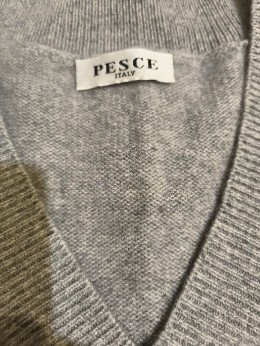 全新 義大利品牌 Pesce 100%喀什米爾 cashmere 羊絨灰色V領 厚織 長版毛衣洋裝