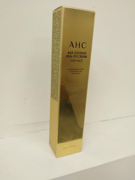 AHC黃金逆時超導胜肽緊緻全臉眼霜40ml（有效日期：2026/01/05）(公司貨正品）(女人我最大熱搜討論 金熨斗眼霜)（買多樣商品可合併運費）