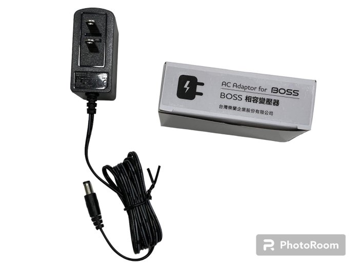 【六絃樂器】全新 Boss 原廠相容 UV305 9V 電源供應器 變壓器 整流器 / 公司貨新款商品