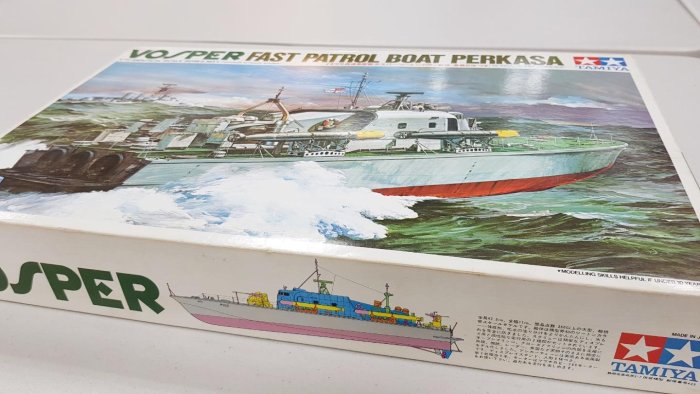 田宮Tamiya 1/72 VOSPER FAST PATROL BOAT PERKASA英國魚雷艇 超級絕版收藏品，敬請把握