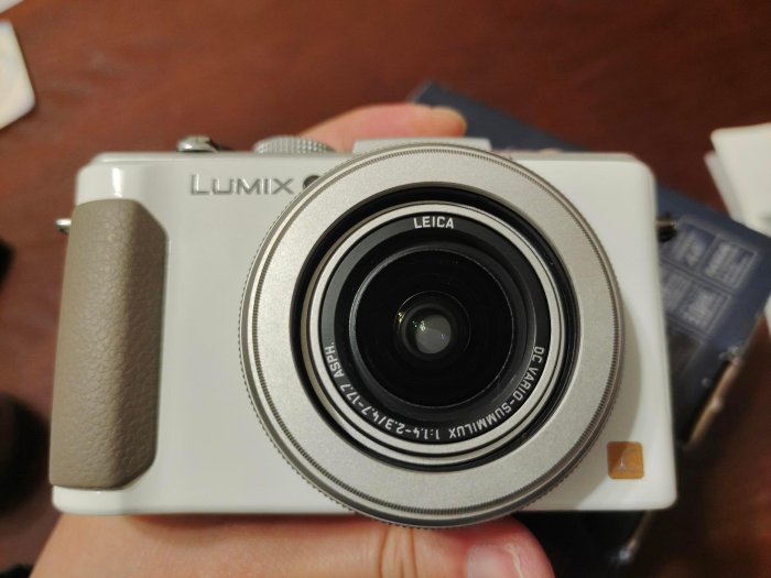 panasonic lx7,數位相機，二手極新，鋼琴白色烤漆