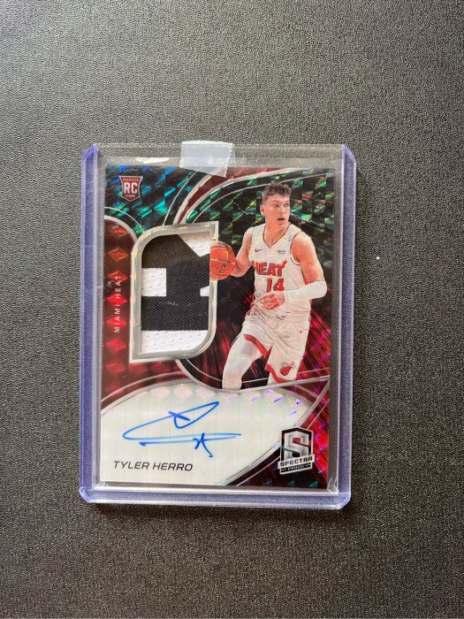 TYLER HERRO 2019-20 Spectra rc RPA rookie jersey auto 新人 Patch簽名 限量49