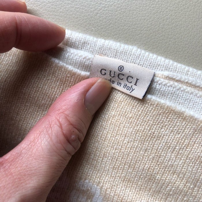 [熊熊之家3]保證正品 GUCCI 100% cashmere 雙面G LOGO  小毛毯