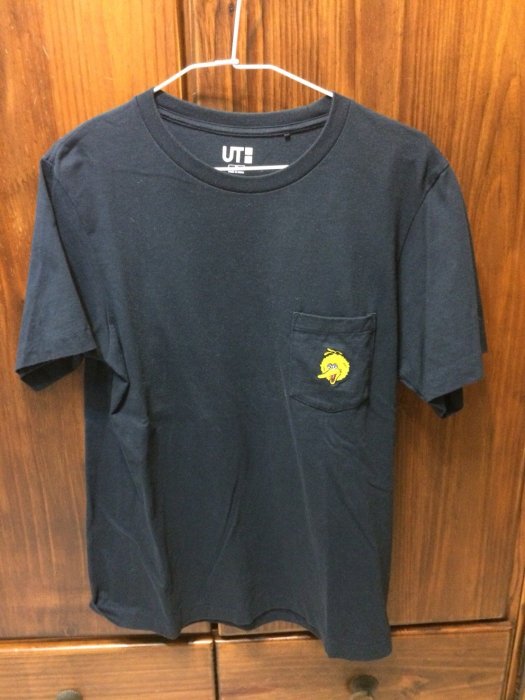 kaws X uniqlo sesame street絕版 T shirt  2018 DIOR 合做設計師 現代藝術