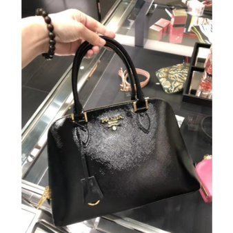 【二手正品】Prada 貝殼包 普拉達 黑色漆皮女包 金標 中型單肩手提包1BA002 prada 包包