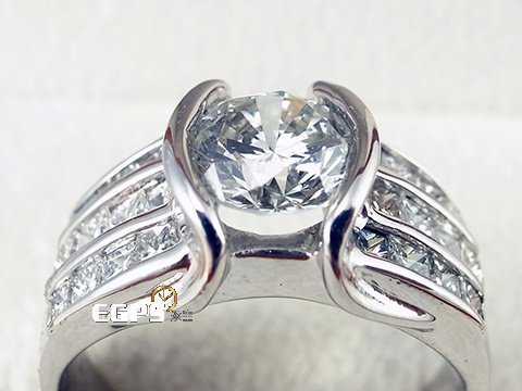 【永久流當品】《EGPS》鑽戒 白K金 鑽石戒指 女戒 華麗美鑽 主石重1.01CT CF4939