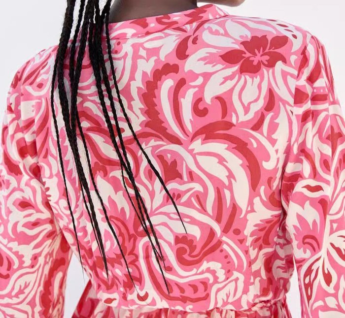 #228（圖）預購商品 夏季新品 連身短裙 長袖洋裝 花色紅印花 V形領口 綁帶繫結收腰 單排釦UZC60/0723