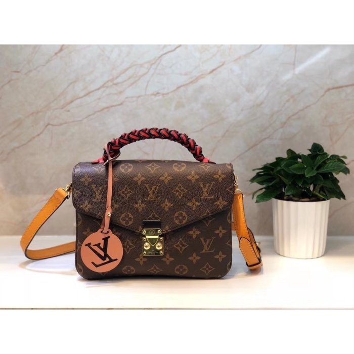 Louis Vuitton M43984 Pochette Metis