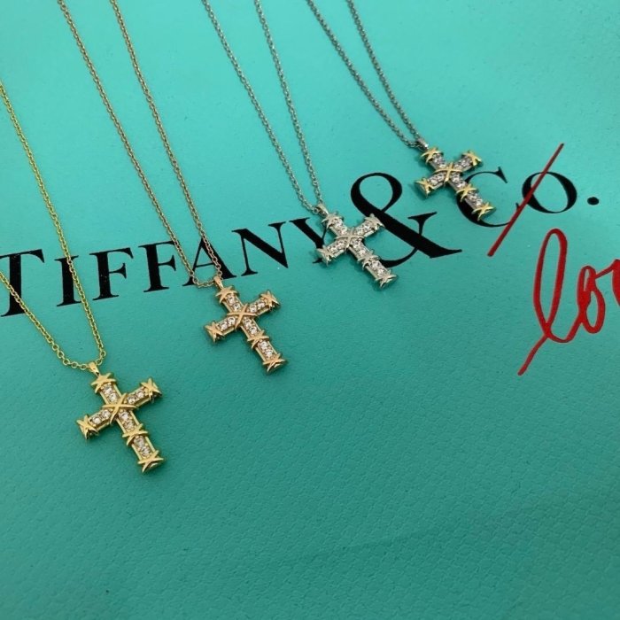 【Lydia代購】TIFFANY & CO. 蒂芙尼 女士項鏈925銀鑲鉆耀眼十字架吊墜時尚百搭女友禮物