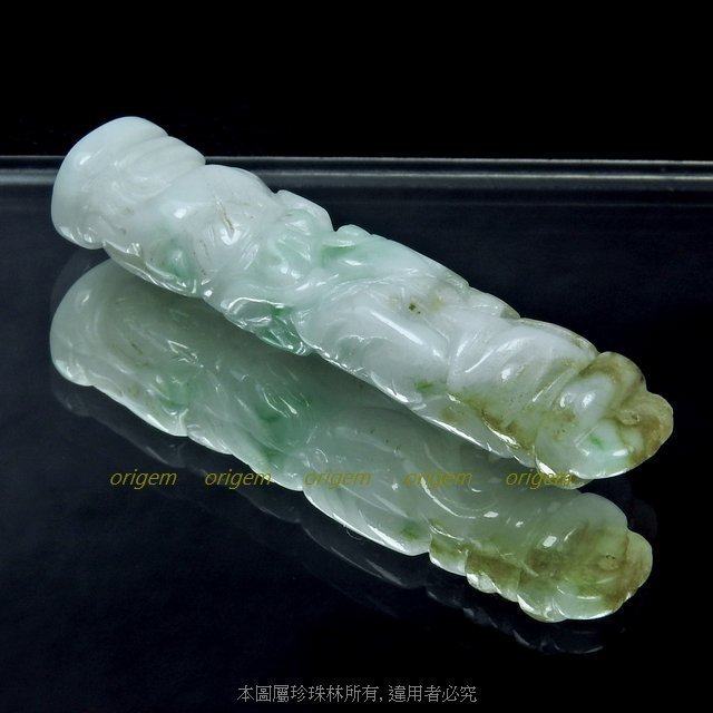 珍珠林~特請老師傅精心雕製.A貨緬甸翡翠白底青龍柱擎天美玉玉珮掛件擺件.印章#591