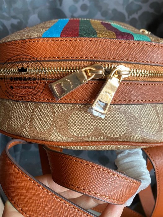 空姐精品代購 COACH 5795 奧萊新款 經典條紋標誌 KENLEY 女士後背包 帆布背包 雙肩包 旅行背包 附購證