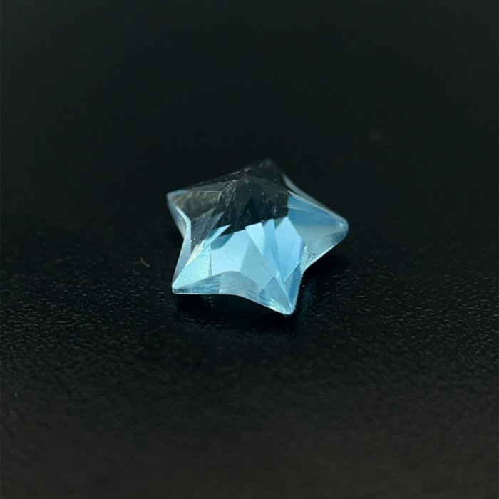 藍色天然拓帕石(Blue Topaz)裸石0.75ct [基隆克拉多色石Y拍]