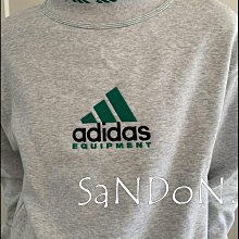 SaNDoN x『ADIDAS』雖然現在天氣變熱 但我打算秋冬一定會穿 立領設計精緻毛圈大學TEE 240325