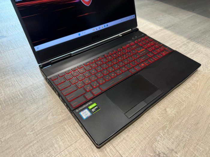 MSI 電競筆電 GL65 9SD I7-9750H 16G 512G GTX1660TI 二手筆電 遊戲筆電 ROG