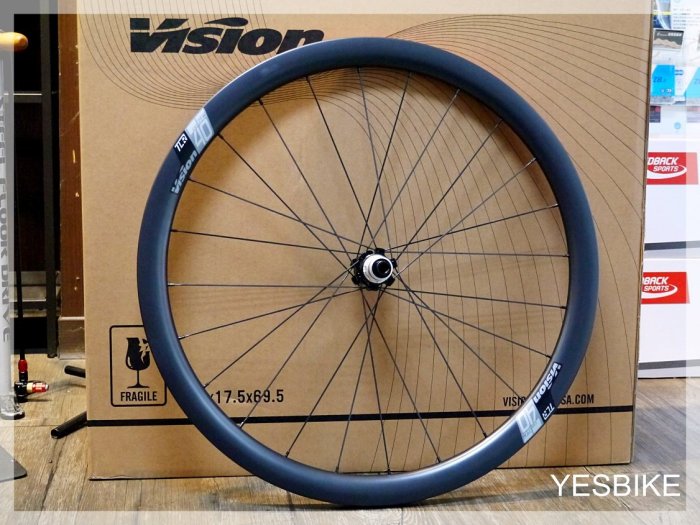 // 優仕單車 // 新款 VISION SC40 or SC55 DISC 全碳纖維碟煞公路車輪組