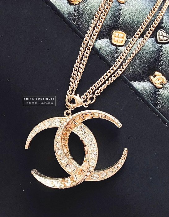 （Yes! ) CHANEL 真品 杜拜系列 雙C logo 月牙造型 鑲嵌水鑽 限定款 項鍊【近全新26500含運費】