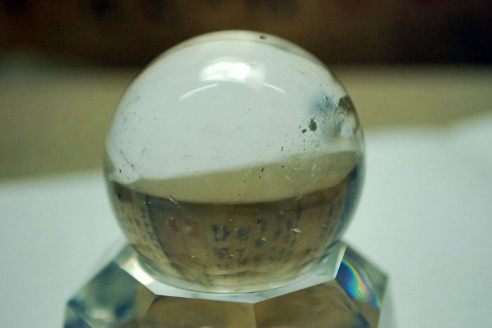 【東采藝術珠寶】天然白水晶球 P00054賣場還有粉晶茶晶 綠幽靈水晶柱 手環手鐲 早期飾品 古董老件