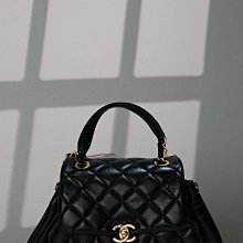 【新品直播】CHANEL 黑油蠟皮後背包