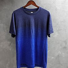 CA 日本品牌 UNIQLO 藍色漸層 防曬透氣 休閒運動短t XL號 一元起標無底價Q828