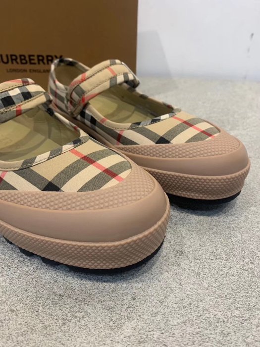 ╭☆包媽子店☆ Burberry 2020新款瑪麗珍鞋娃娃鞋夏季凉鞋((部份現貨))