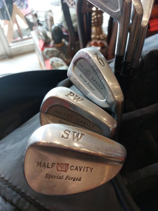 大瑞古玩~卡拉威高爾夫桿組共13桿/名牌Derringers, Callaway GOLF/用不到便宜賣了(二手全套)