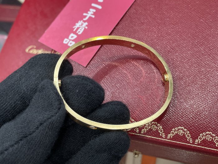 ☆最愛二手精品☆ CARTIER LOVE BANGLE 卡地亞黃K金4顆鑽石新版螺絲四鑽手環 17號 18K 750 XG0408