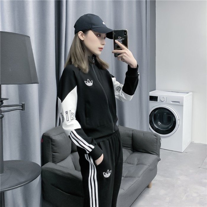 現貨熱銷-Adidas愛迪達女休閑氣質套裝時尚短款運動外套減齡洋氣長褲兩件套女