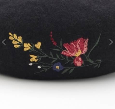 桃樂絲日本精品平價美衣鋪*日牌 super Hakka 新入荷經典百搭花卉刺繡羊毛面料貝蕾帽*