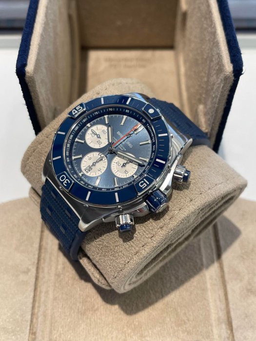 BREITLING 百年靈 SUPER CHRONOMAT 超級機械計時B01腕錶 AB0136161C1S1 藍面