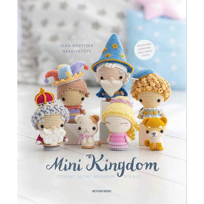 英文原版 Mini Kingdom: Crochet 25 Tiny Amigurumi Royals 迷你王國鉤針編織書