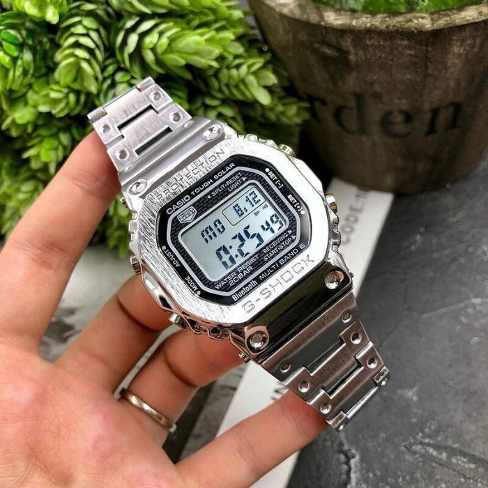 二手全新特賣 Casio卡西歐手錶 G-SHOCK GMW-B5000D-1JFB5000 電子錶 男士腕錶