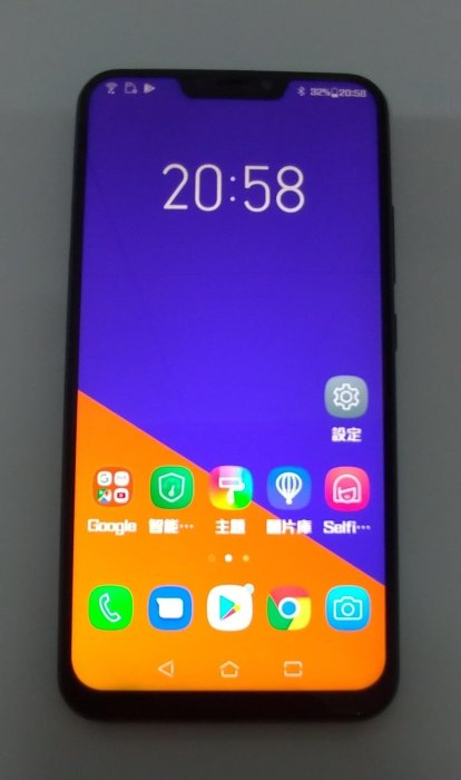 ASUS ZenFone 5Z { Zs620KL } 6.2吋 全螢幕(6G/128G)Android 10二手 外觀九成新智慧手機使用功能正常