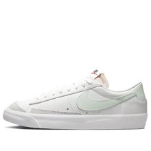 南◇2022 6月 NIKE Wmns Blazer Low 77 滑板 休閒 復古 女款 白 DC4769-111