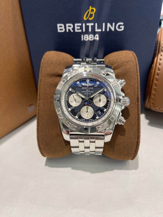 BREITLING  百年靈  CHRONOMAT  終極計時腕錶 黑面 AB0110121B1A1 經典終極計時款