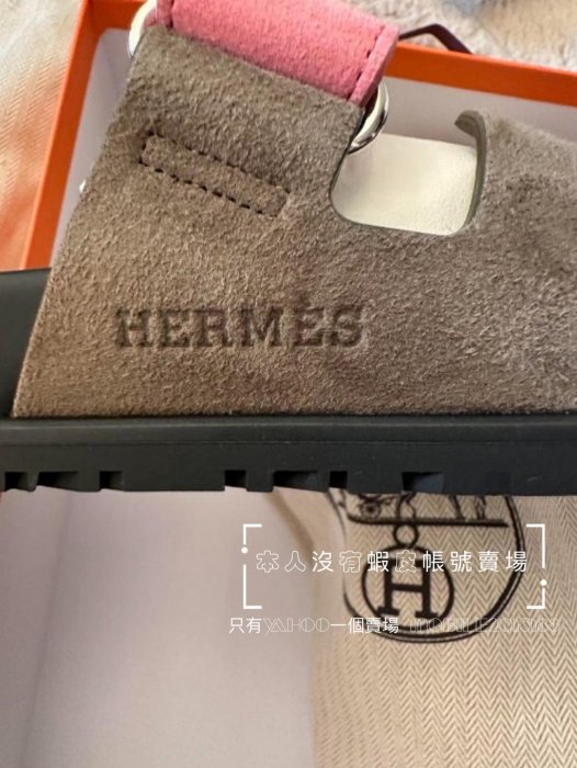 配貨商品 在途貨+可預購 綠*粉色山麂皮山羊皮 全新正品 HERMES 二舅鞋 男女款 Sandali Chypre 科技小牛皮涼鞋