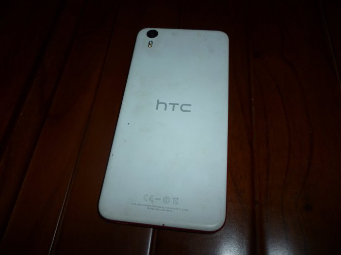 HTC-M910x-4G手機900元-功能正常